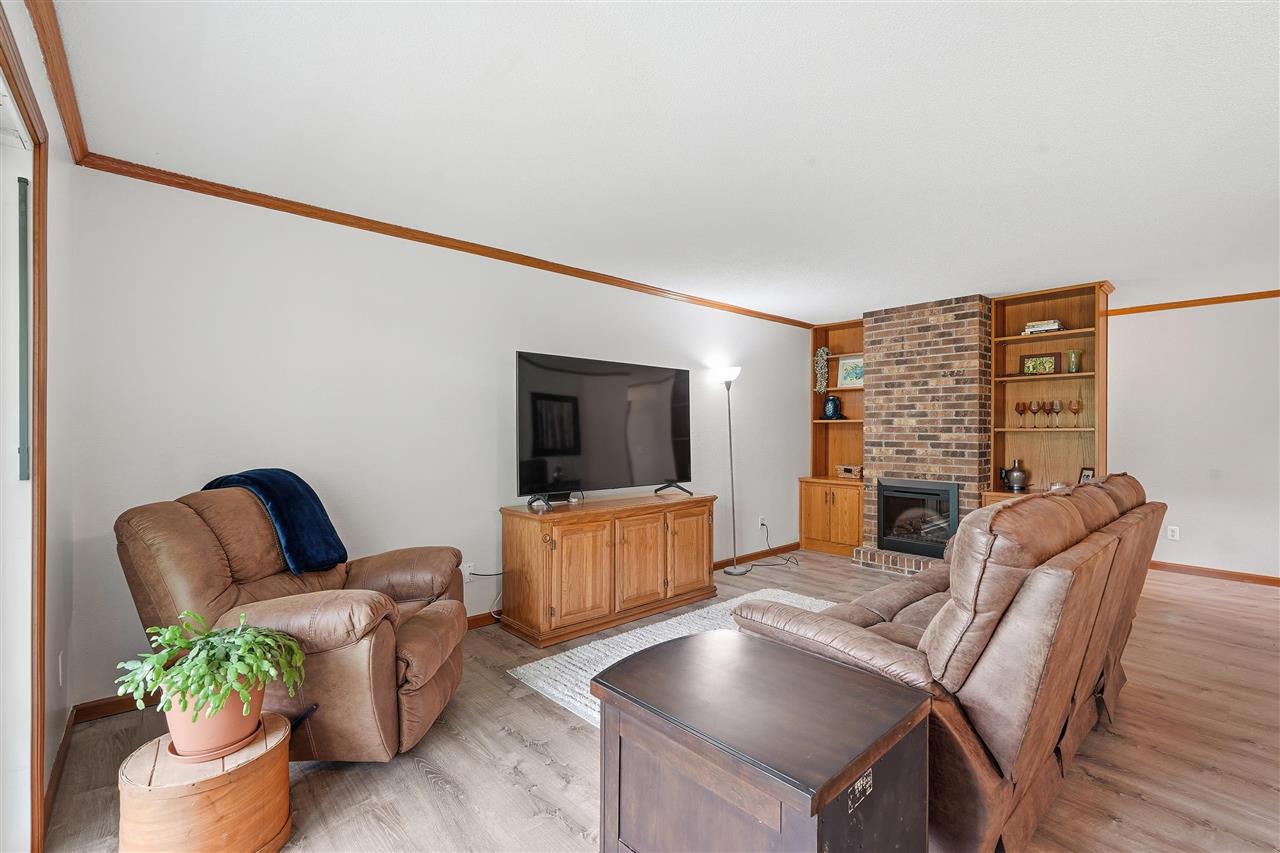1732 Pikes Peak Court NE Cedar Rapids IA 52402
