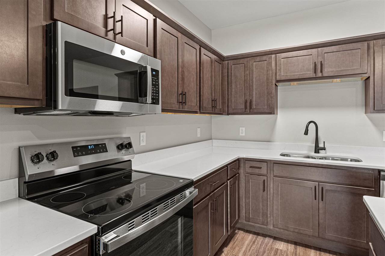 2877 Spring Rose Circle #107 Coralville IA 52241