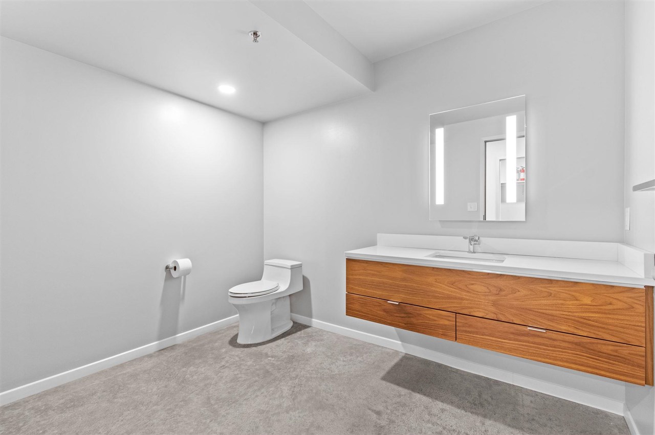 404 E College Street Iowa City IA 52240