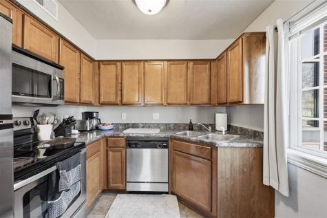 200 Grandview Court Iowa City IA 52246