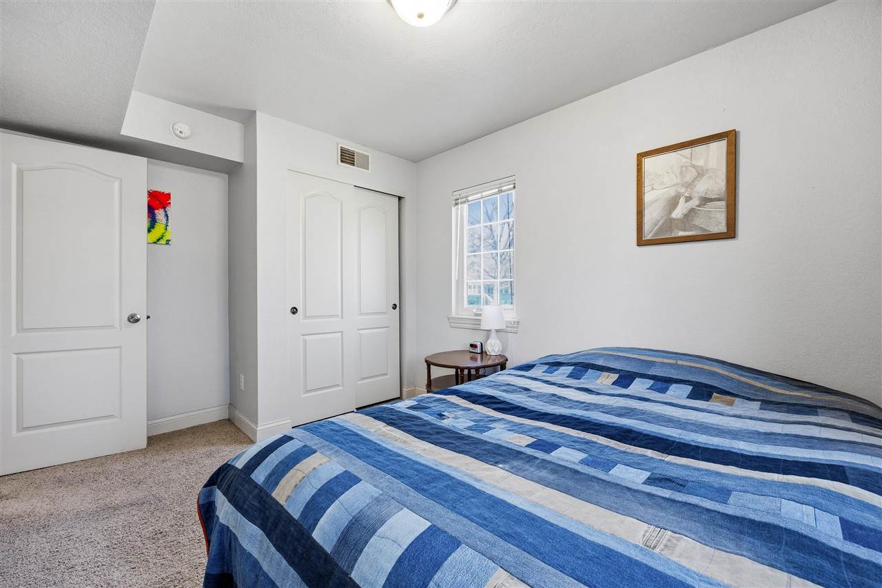 200 Grandview Court Iowa City IA 52246