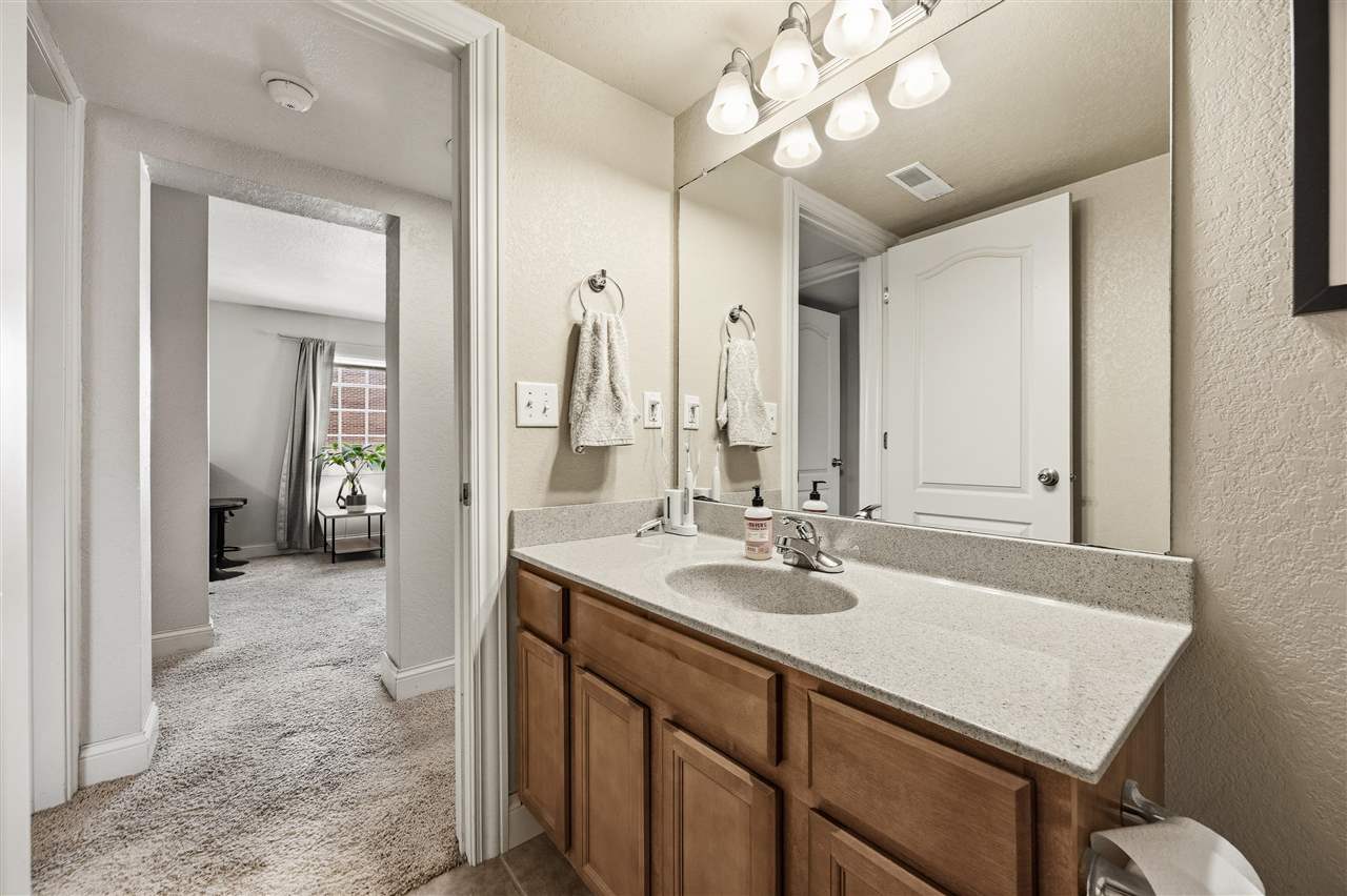 200 Grandview Court Iowa City IA 52246