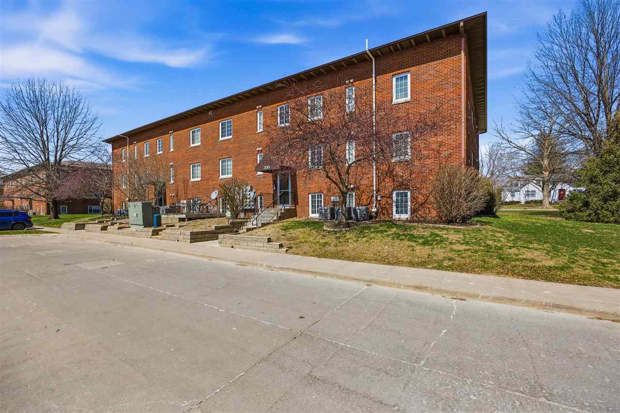 200 Grandview Court Iowa City IA 52246