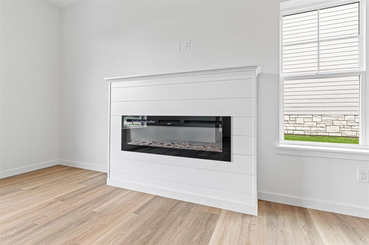 4671 Herbert Hoover Highway Iowa City IA 52240