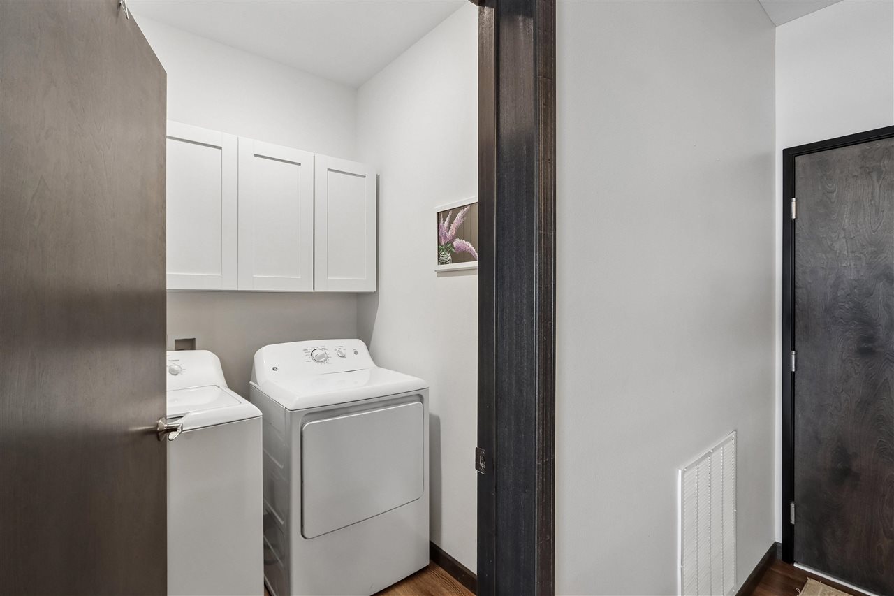 2869 Spring Rose Circle Coralville IA 52241