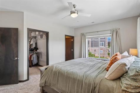 2869 Spring Rose Circle Coralville IA 52241