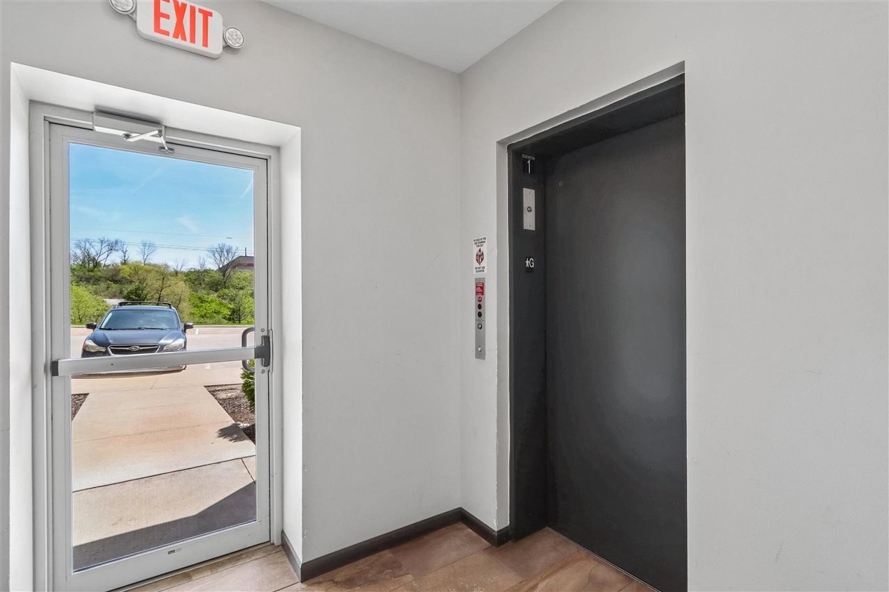 2869 Spring Rose Circle Coralville IA 52241