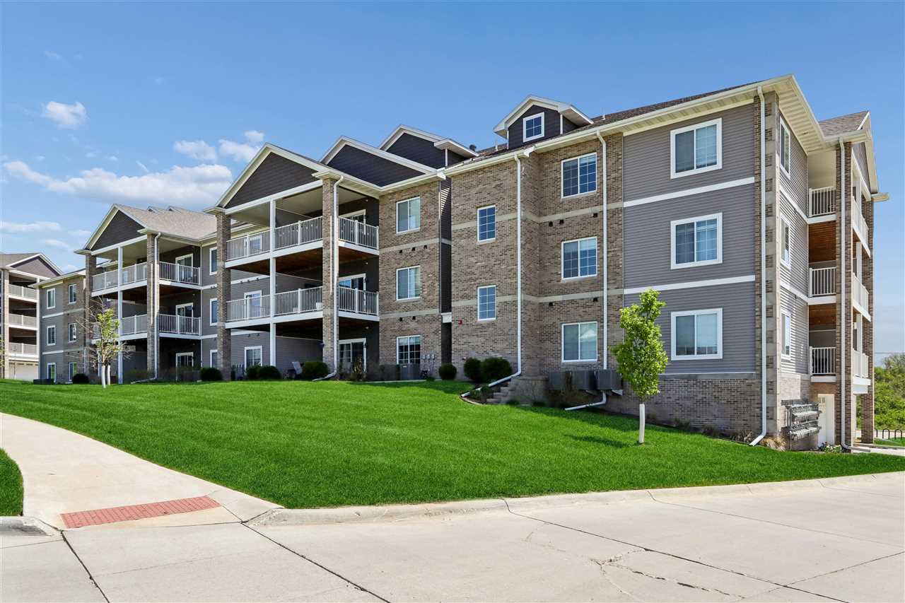2869 Spring Rose Circle Coralville IA 52241