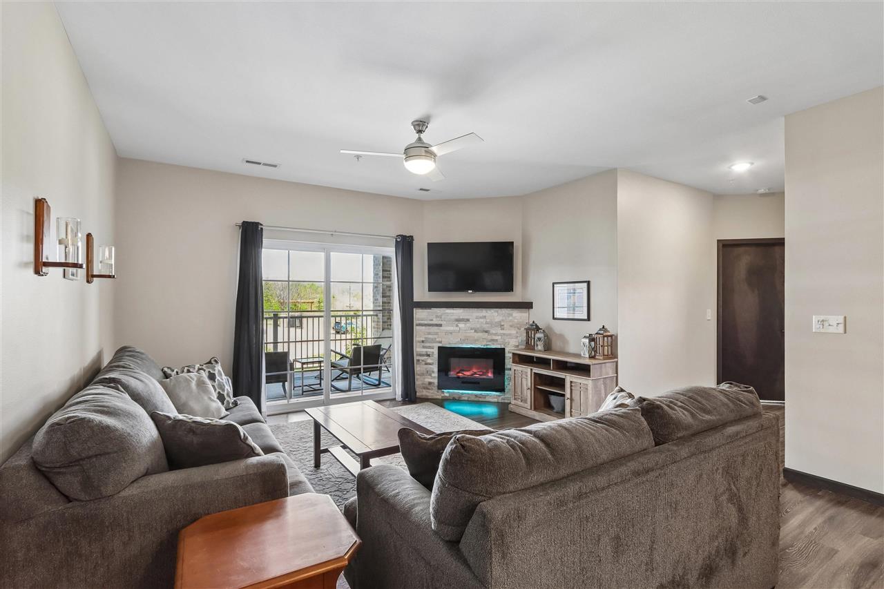 2869 Spring Rose Circle Coralville IA 52241