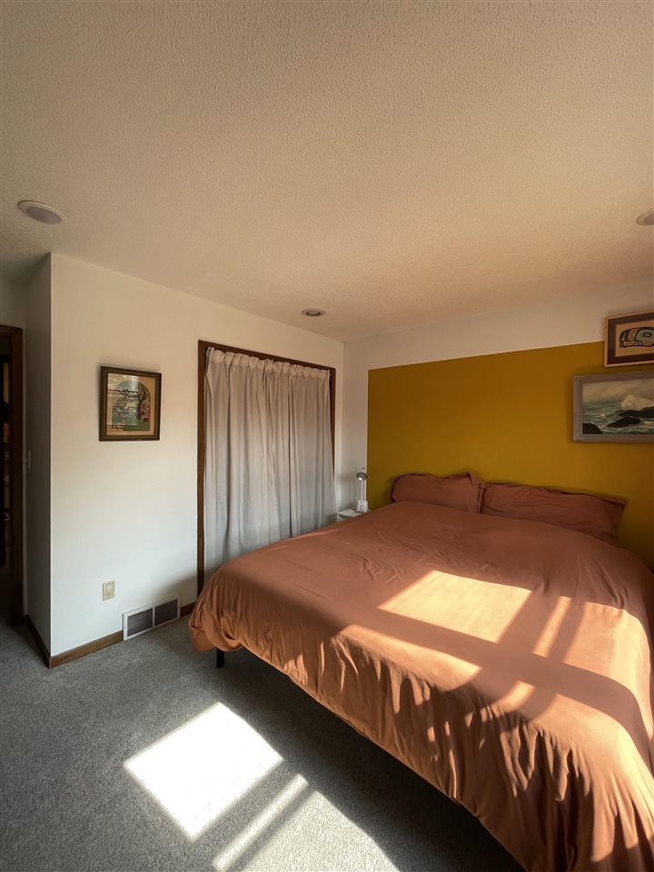 412 Westgate Street Iowa City IA 52246