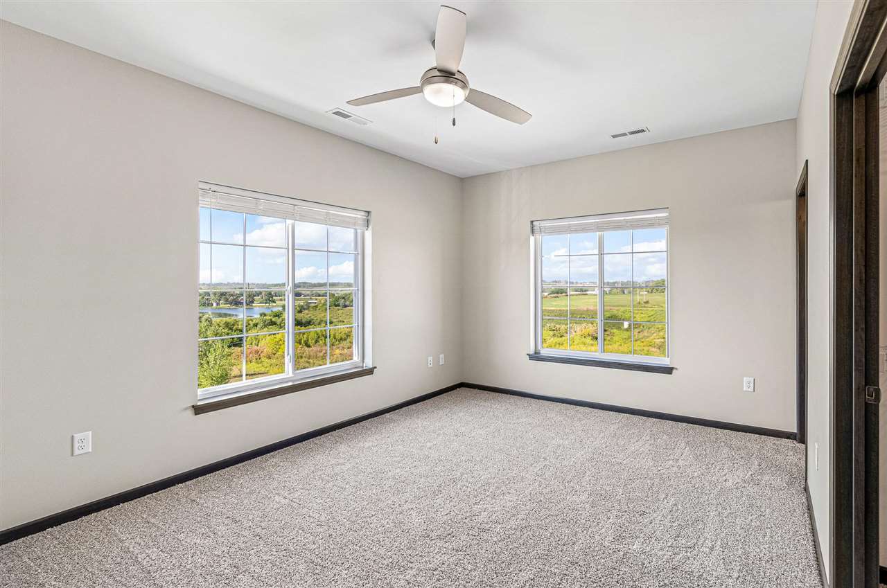2877 Spring Rose Circle #210 Coralville IA 52241