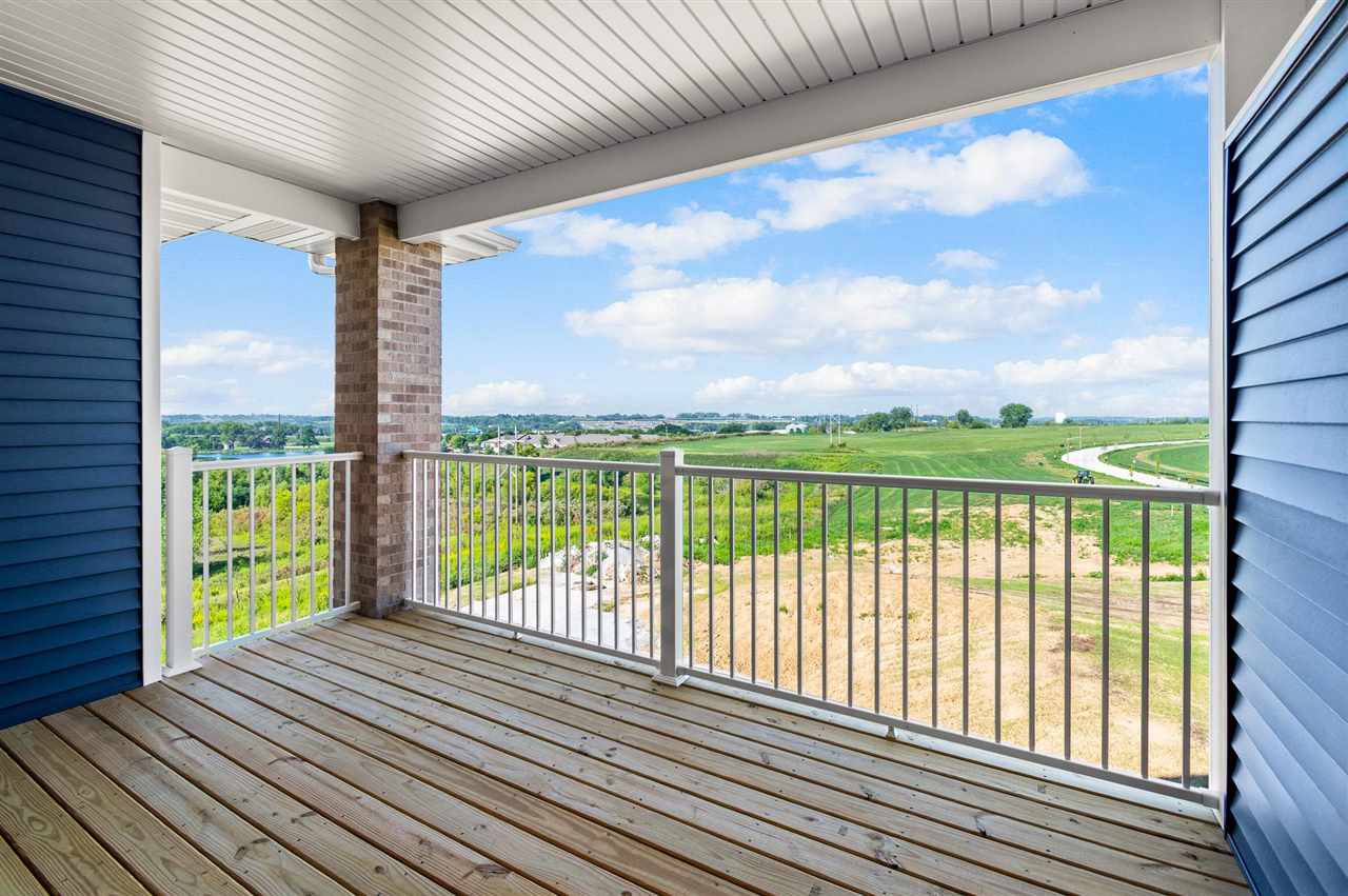 2877 Spring Rose Circle #210 Coralville IA 52241