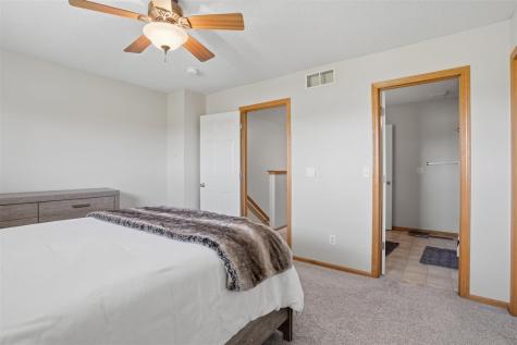 53 Thistle Court Iowa City IA 52240