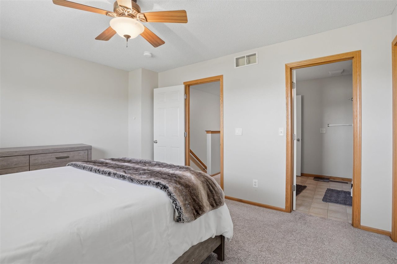 53 Thistle Court Iowa City IA 52240