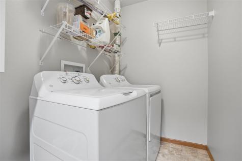 53 Thistle Court Iowa City IA 52240