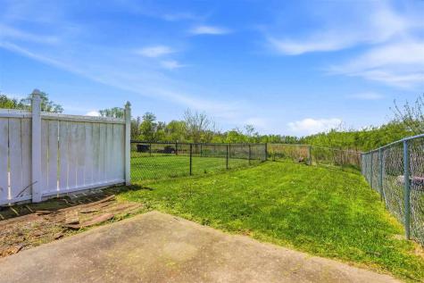 53 Thistle Court Iowa City IA 52240