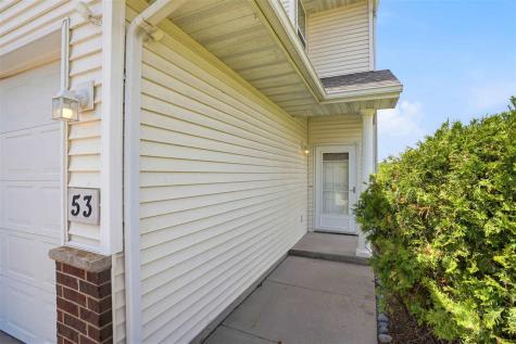 53 Thistle Court Iowa City IA 52240