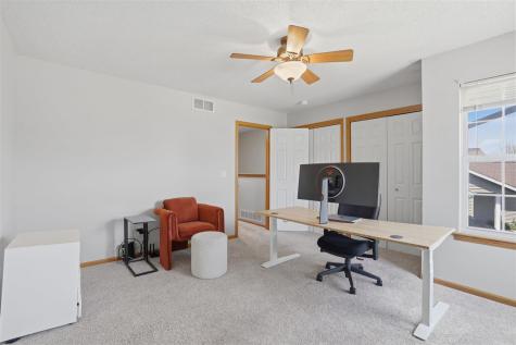 53 Thistle Court Iowa City IA 52240