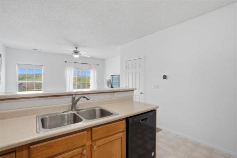 53 Thistle Court Iowa City IA 52240