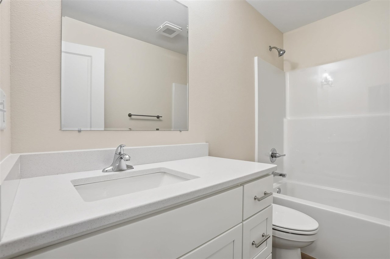 693 E Foster Road Iowa City IA 52245