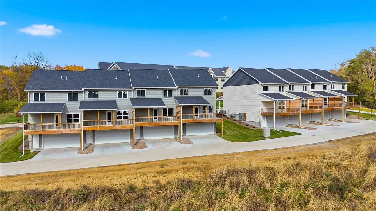 693 E Foster Road Iowa City IA 52245