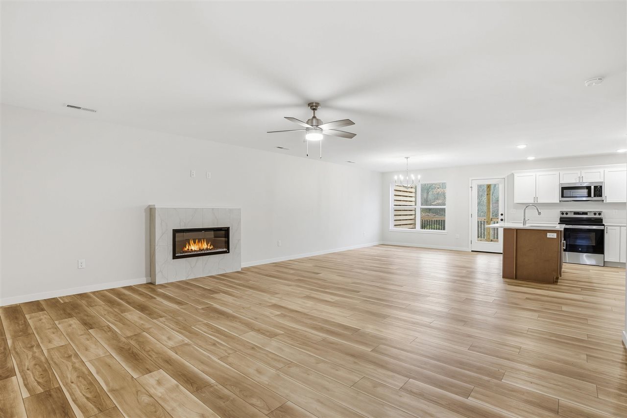 693 E Foster Road Iowa City IA 52245