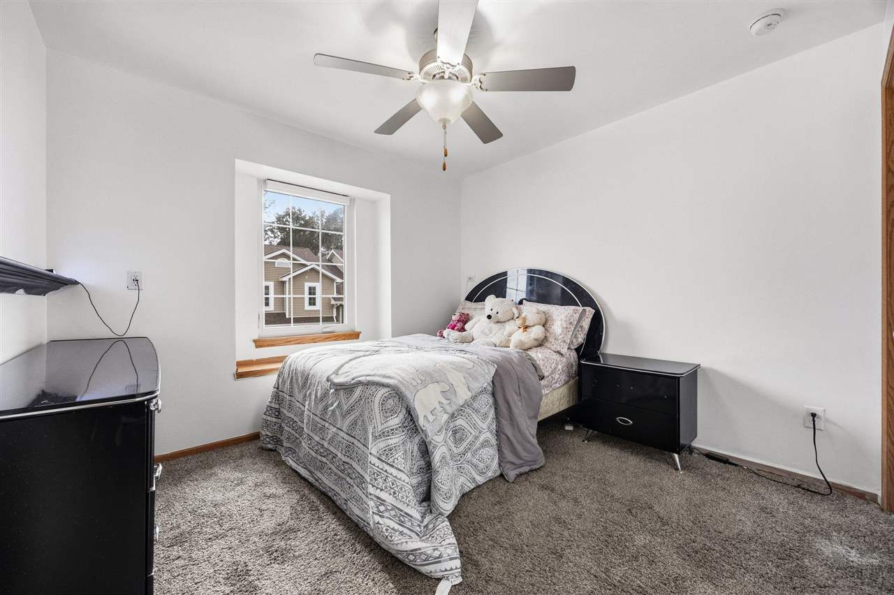 1050 Twilight Drive North Liberty IA 52317