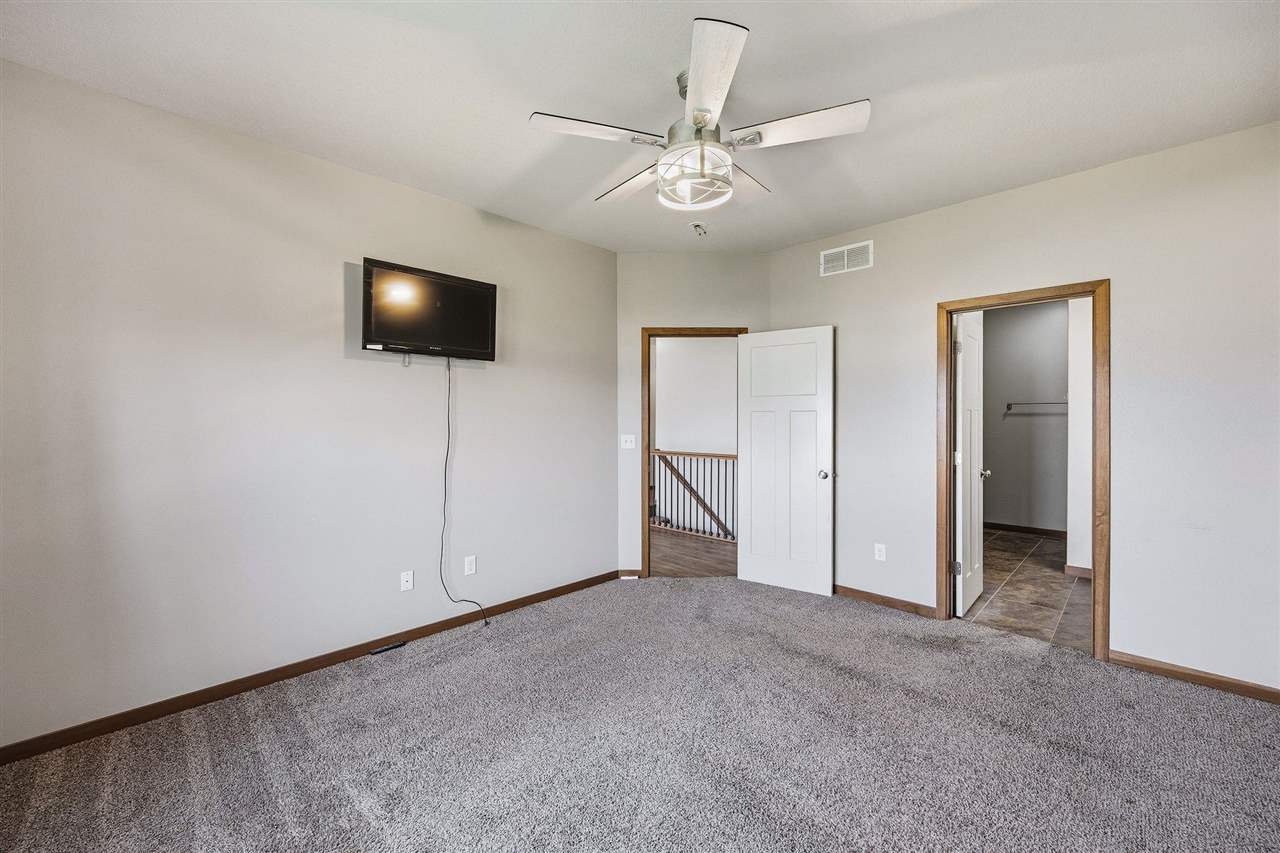 329 Windflower Lane Solon IA 52333