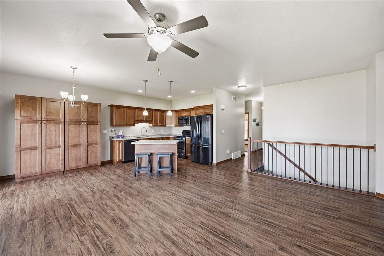 329 Windflower Lane Solon IA 52333