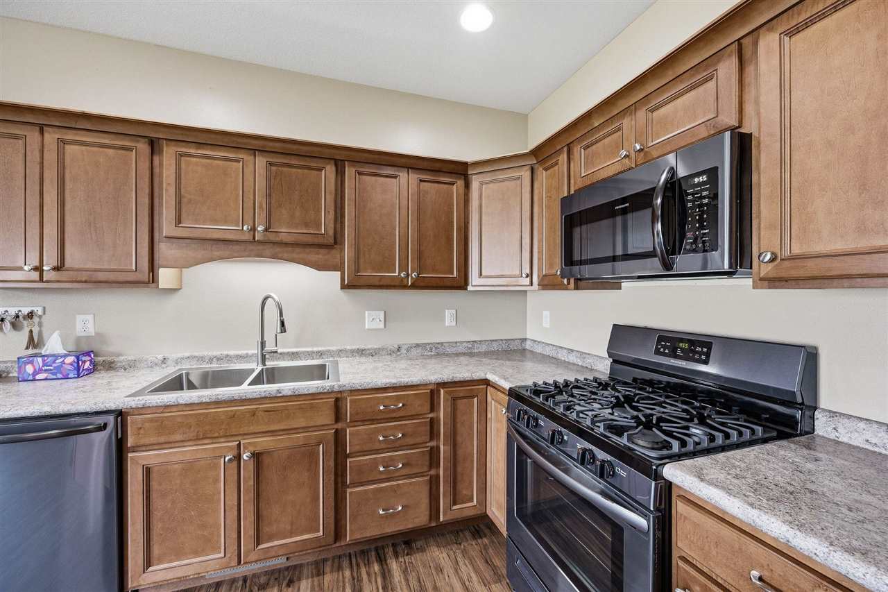 329 Windflower Lane Solon IA 52333