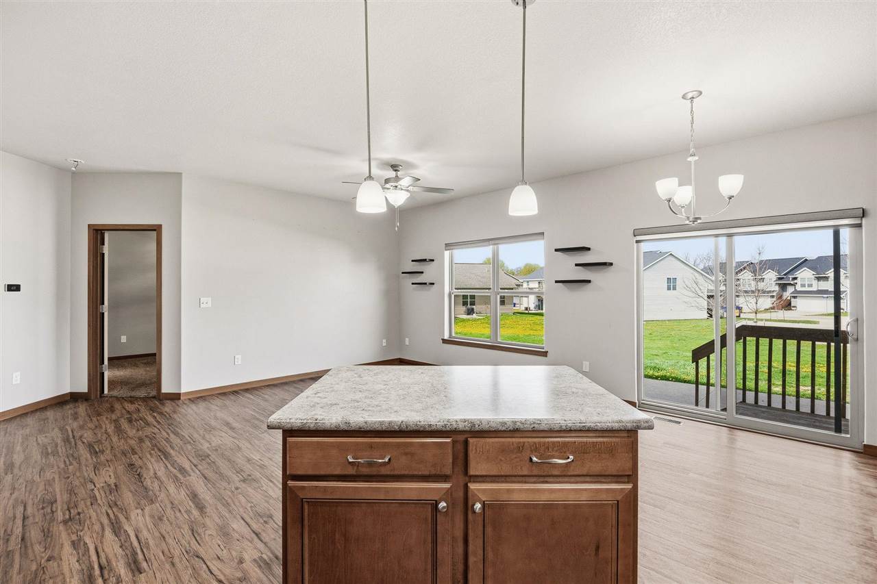 329 Windflower Lane Solon IA 52333