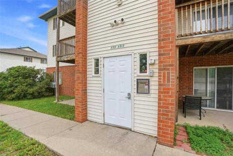 143 S Scott Boulevard Iowa City IA 52246
