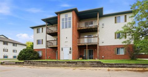 143 S Scott Boulevard Iowa City IA 52246