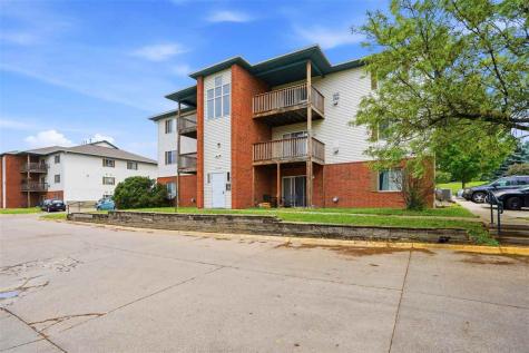 143 S Scott Boulevard Iowa City IA 52246