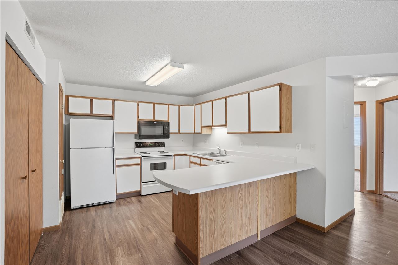 143 S Scott Boulevard Iowa City IA 52246