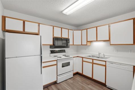 143 S Scott Boulevard Iowa City IA 52246