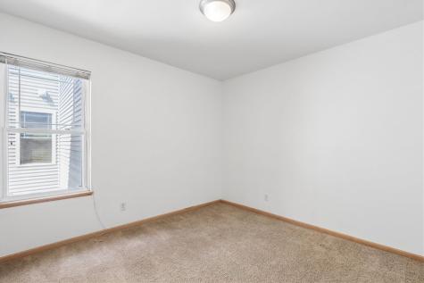 1092 Walnut Avenue Riverside IA 52327