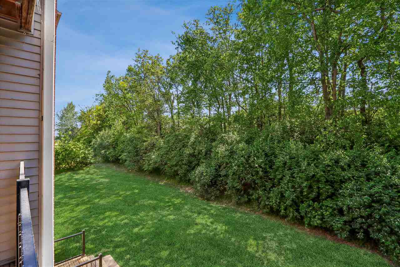 1092 Walnut Avenue Riverside IA 52327