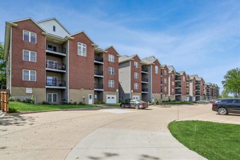 1092 Walnut Avenue Riverside IA 52327