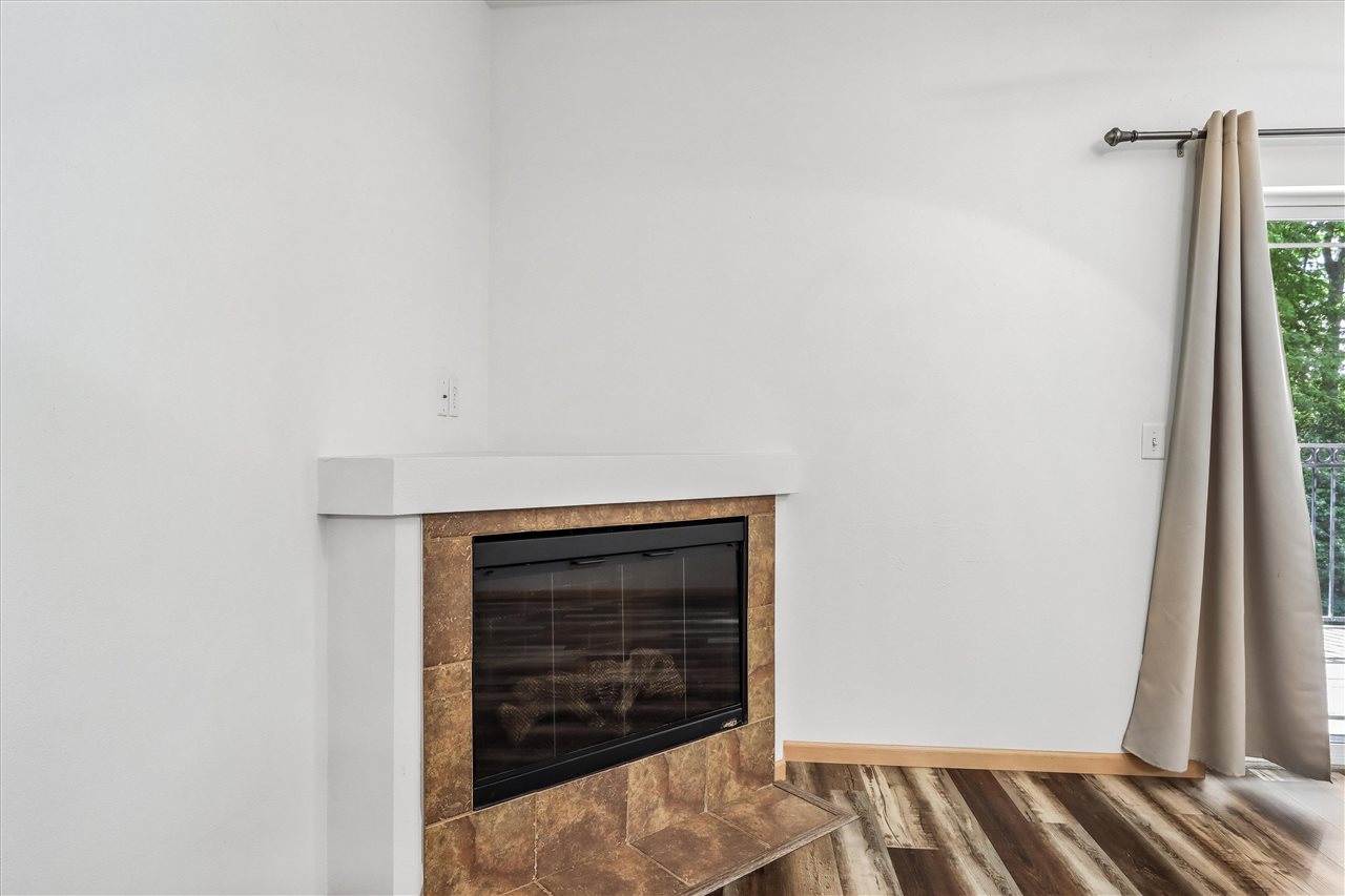 1092 Walnut Avenue Riverside IA 52327