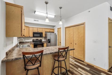 1092 Walnut Avenue Riverside IA 52327
