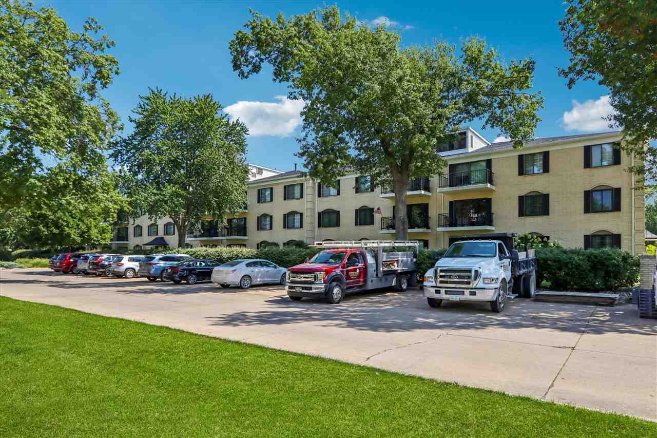150 Thompson Drive SE Cedar Rapids IA 52403