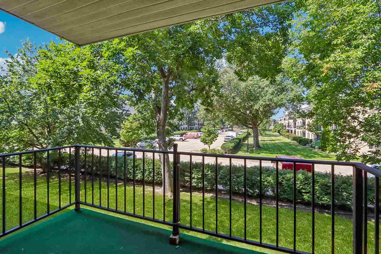 150 Thompson Drive SE Cedar Rapids IA 52403