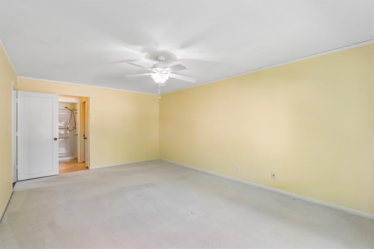 150 Thompson Drive SE Cedar Rapids IA 52403