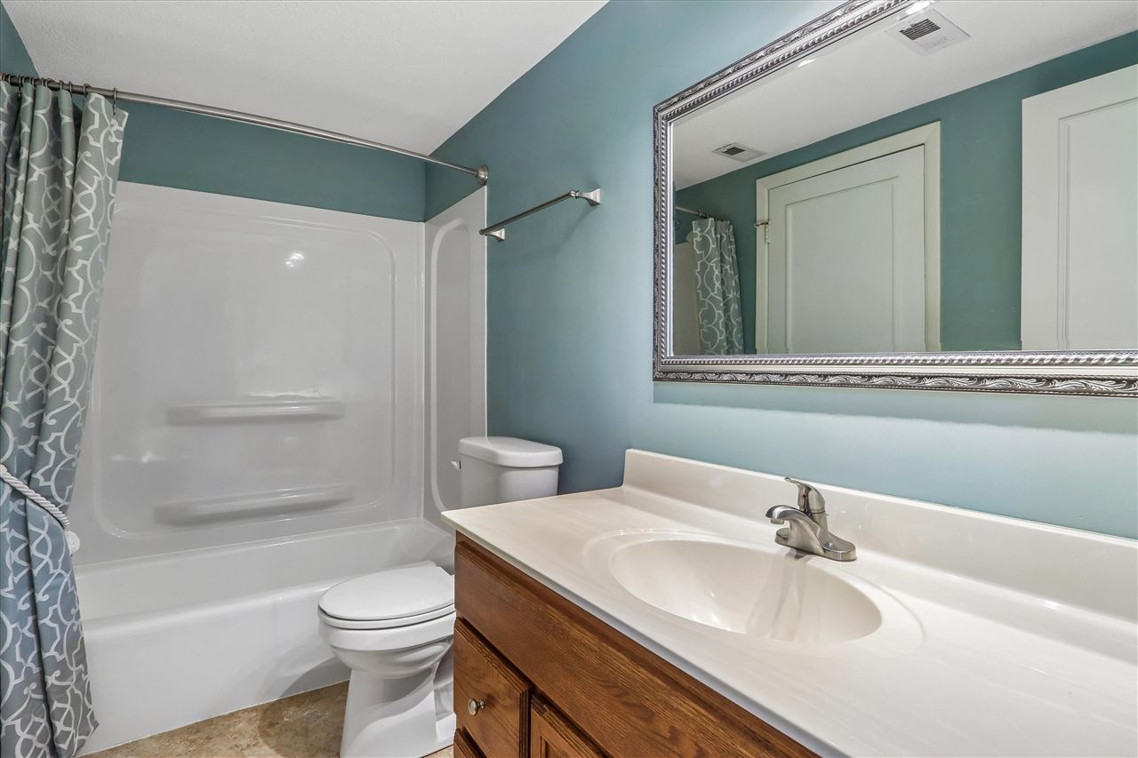 150 Thompson Drive SE Cedar Rapids IA 52403