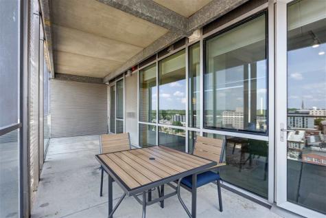 221 E College Iowa City IA 52246