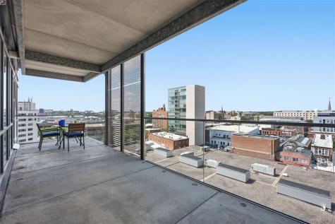 221 E College Iowa City IA 52246