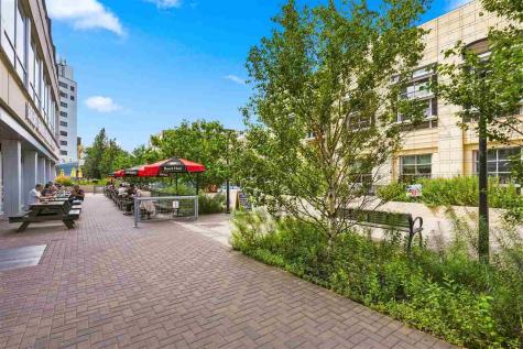 221 E College Iowa City IA 52246