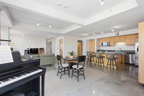 221 E College Iowa City IA 52246