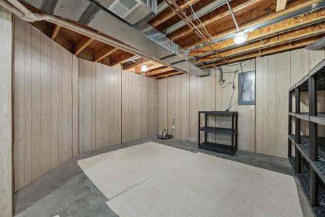 6341 Quail Ridge Drive SW Cedar Rapids IA 52404